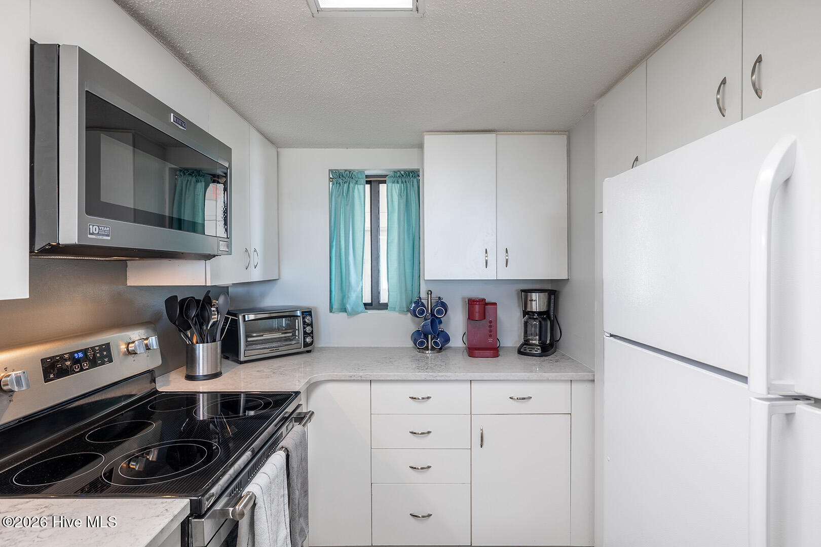 8801 Reed Drive, Unit 115W Emerald Isle, NC 28594 - Photo 5 of 30 Kitchen