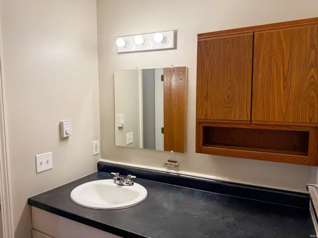 $164,900 | 1137 Southampton Drive, Decatur, IN 46733