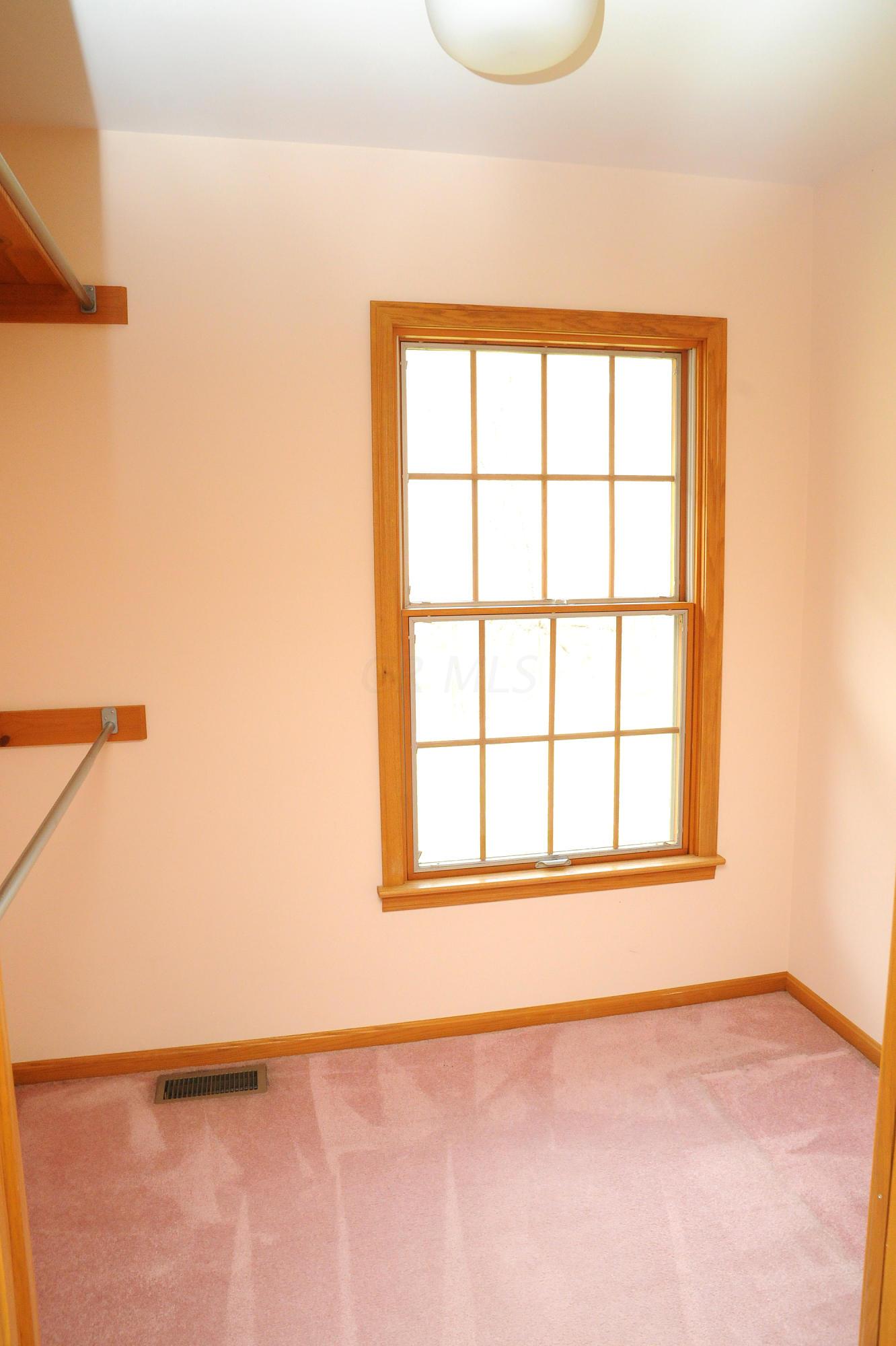 8800 Clinton Road Cambridge, OH 43725 - Photo 30 of 63