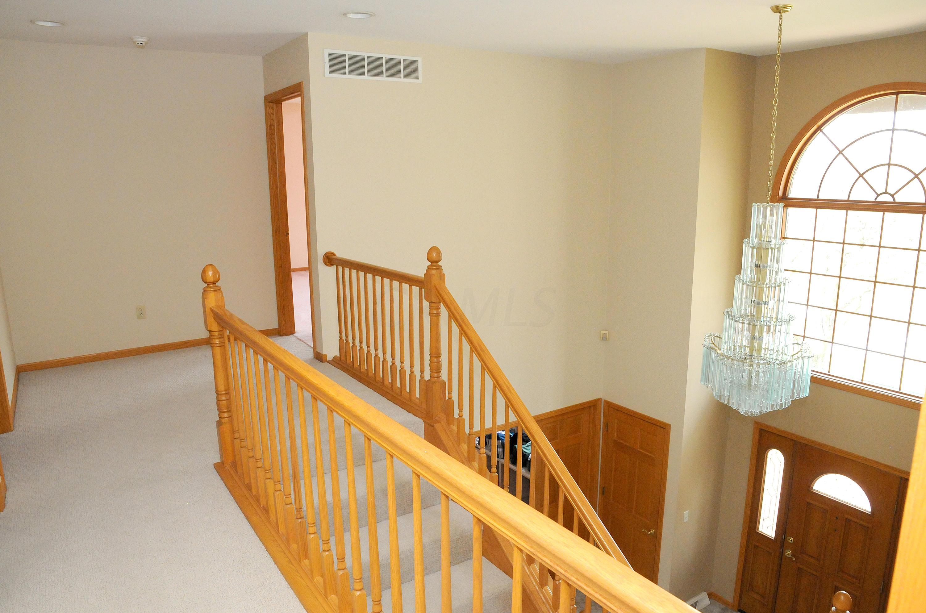 8800 Clinton Road Cambridge, OH 43725 - Photo 36 of 63