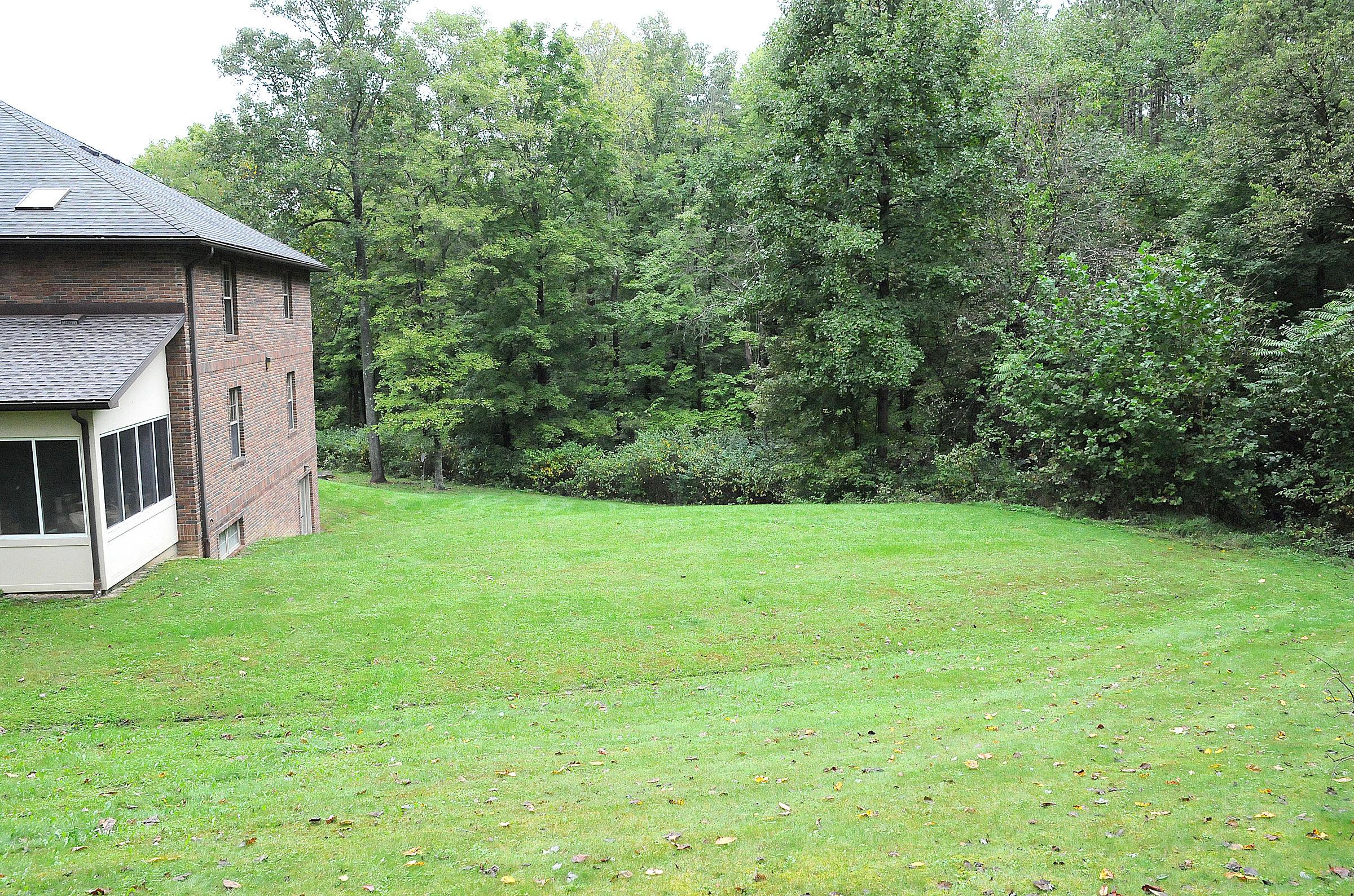 8800 Clinton Road Cambridge, OH 43725 - Photo 60 of 63