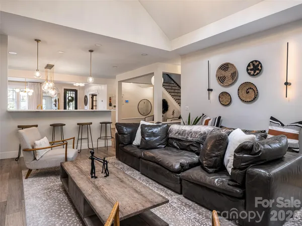 $1,625,000 | 67 White Ash Drive, Asheville, NC 28803