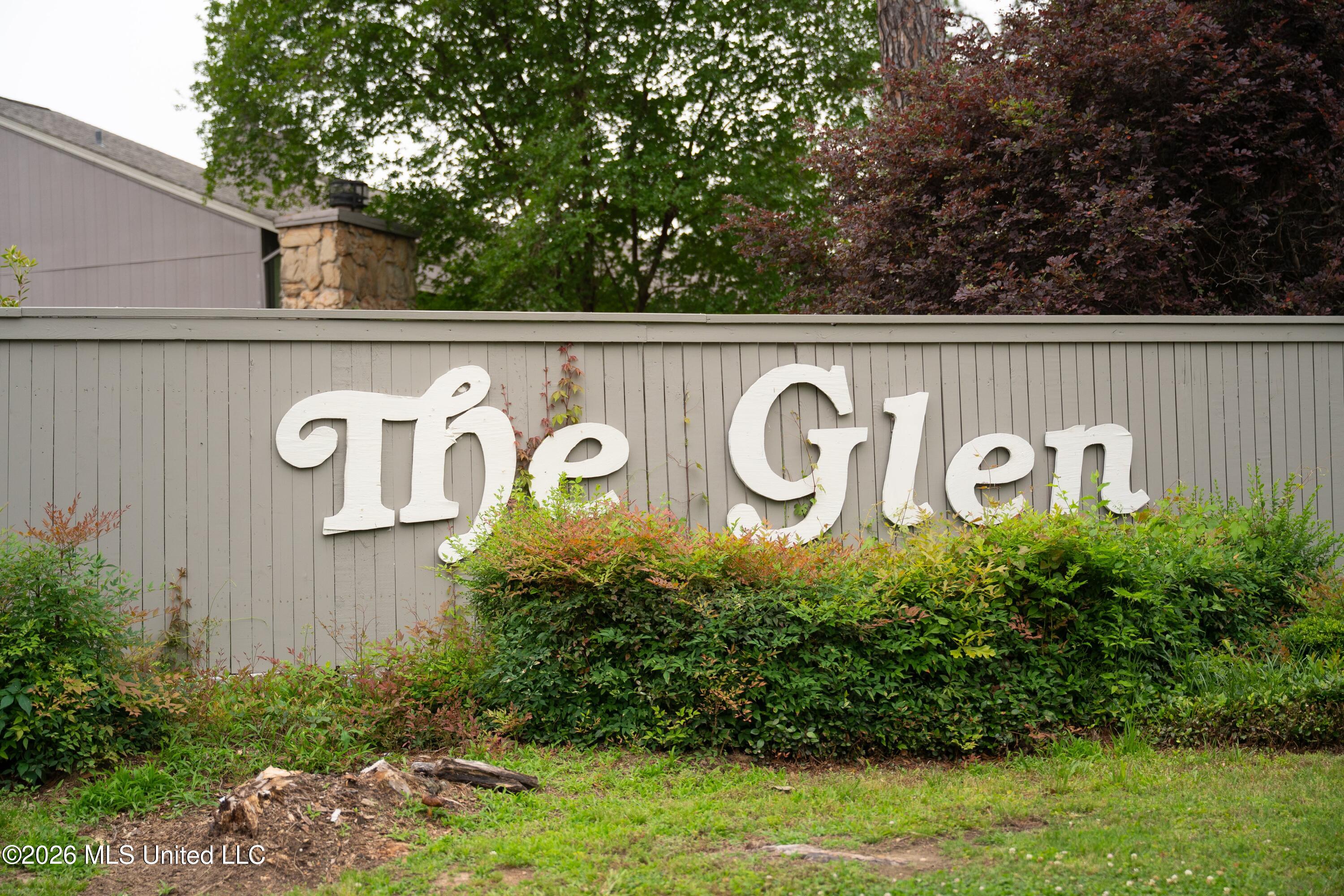 5125 Old Canton Road, Unit 201 Jackson, MS 39211 - Photo 2 of 25 The Glen1