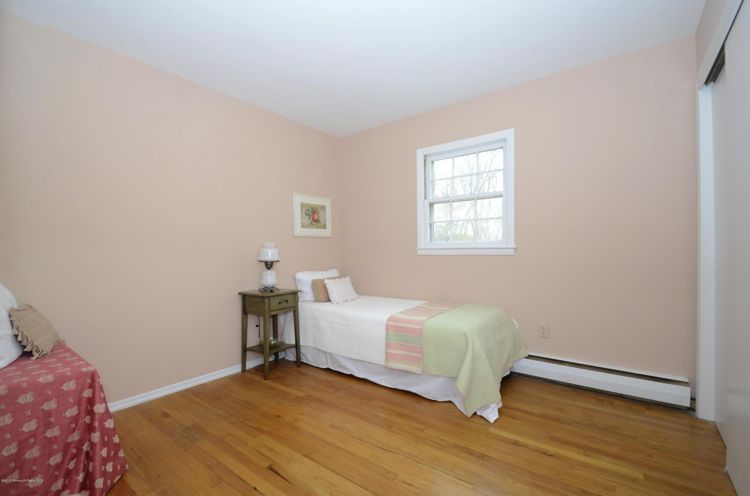 4 Rhea Road Middletown, NJ 07758 - Photo 16 of 18 _SPL0852