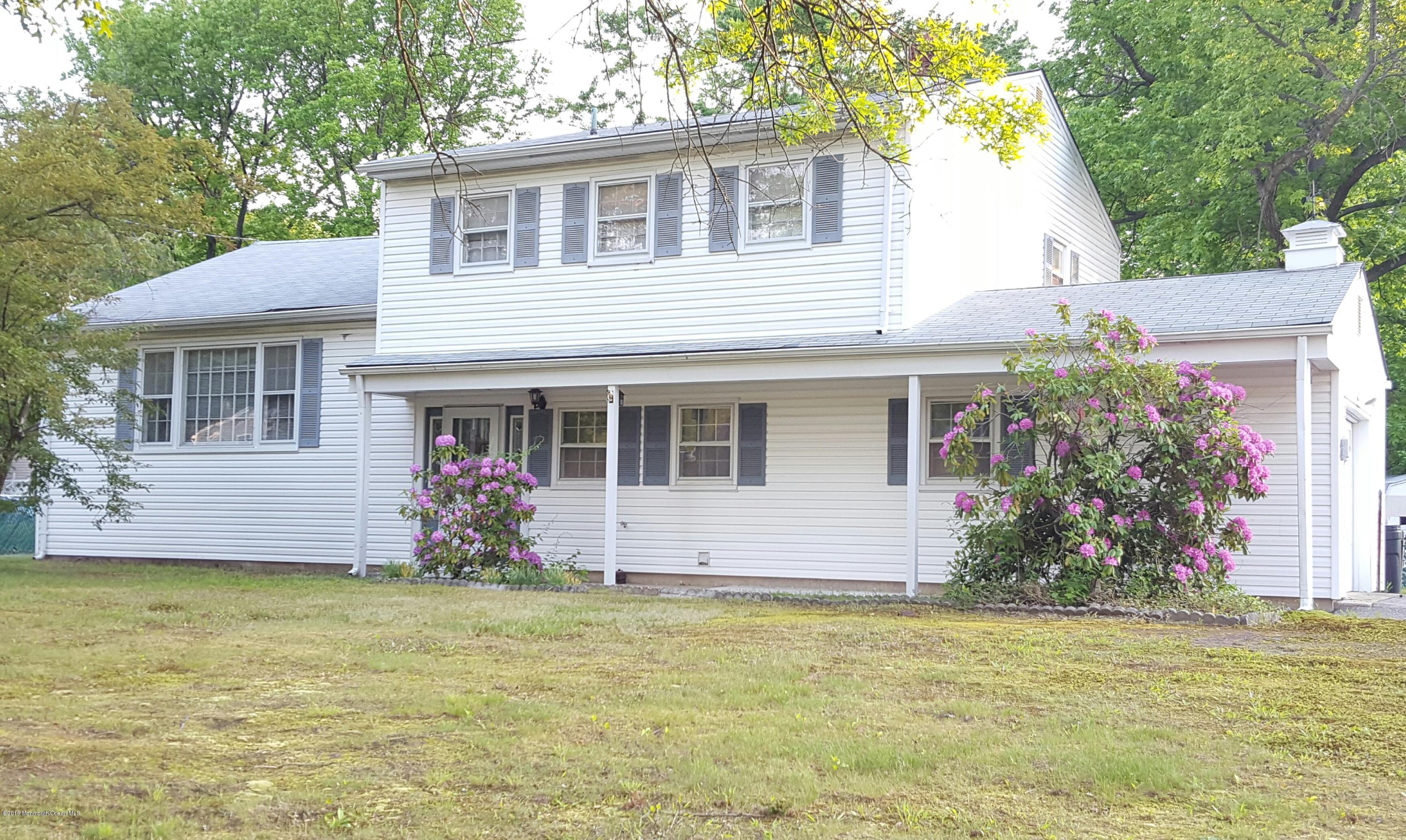 4 Rhea Road Middletown, NJ 07758 - Photo 2 of 18 Rhea Road Front1