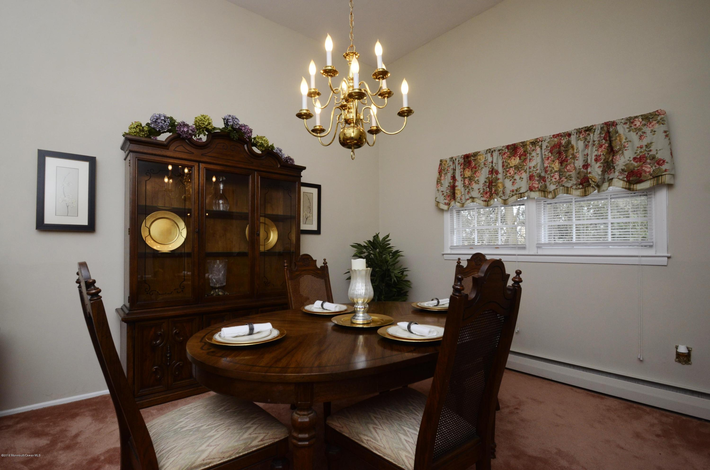 4 Rhea Road Middletown, NJ 07758 - Photo 4 of 18 _SPL0889
