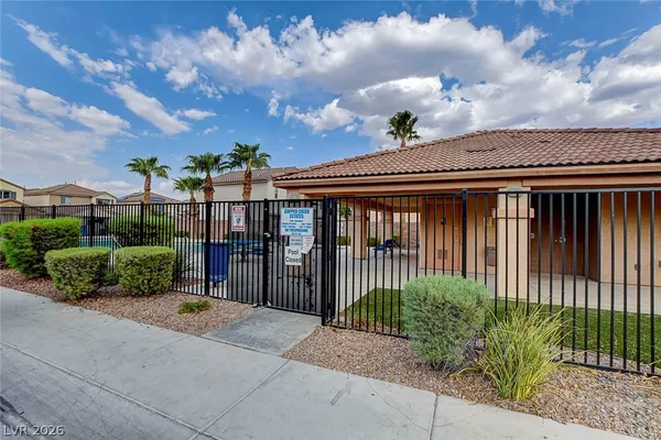 $324,999 | 6837 Silver Eagle Avenue, Las Vegas, NV 89122