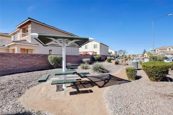 $324,999 | 6837 Silver Eagle Avenue, Las Vegas, NV 89122