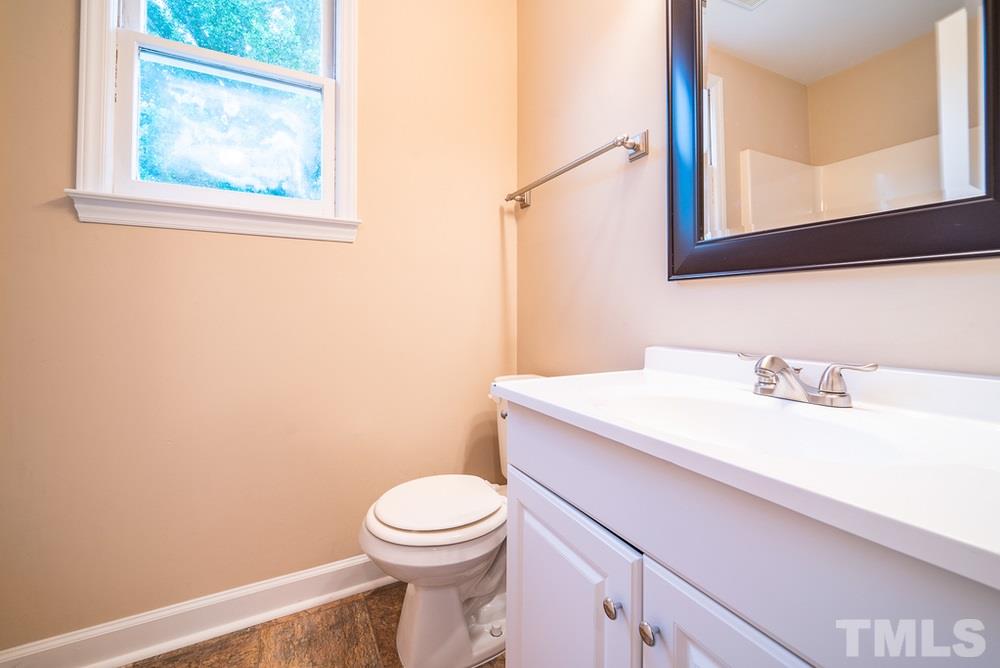 6220 Jones Farm Road Wake Forest, NC 27587 - Photo 24 of 30 Bathroom