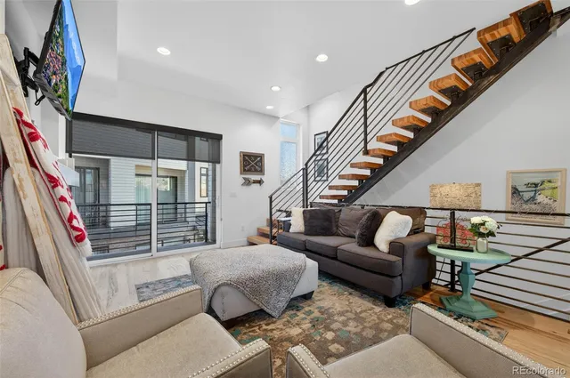 $690,000 | 2214 West Powers Avenue, Littleton, CO 80120