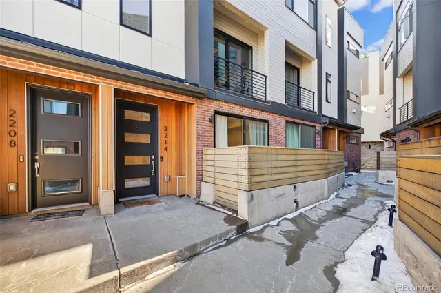 $690,000 | 2214 West Powers Avenue, Littleton, CO 80120