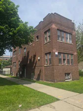 $248,000 | 4936 West Maypole Avenue, Chicago, IL 60644