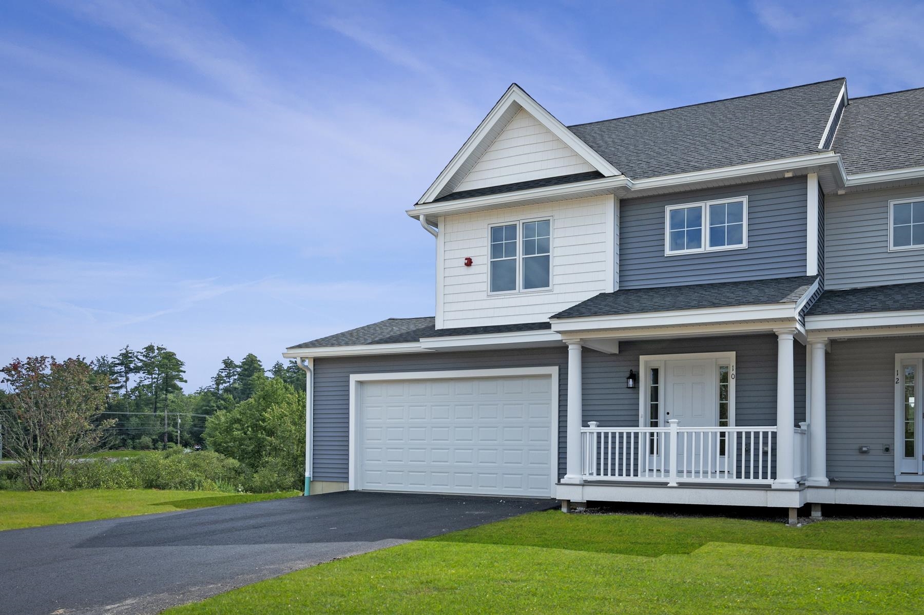 7 Autumn Lane Raymond, NH 03077 - Photo 1 of 28