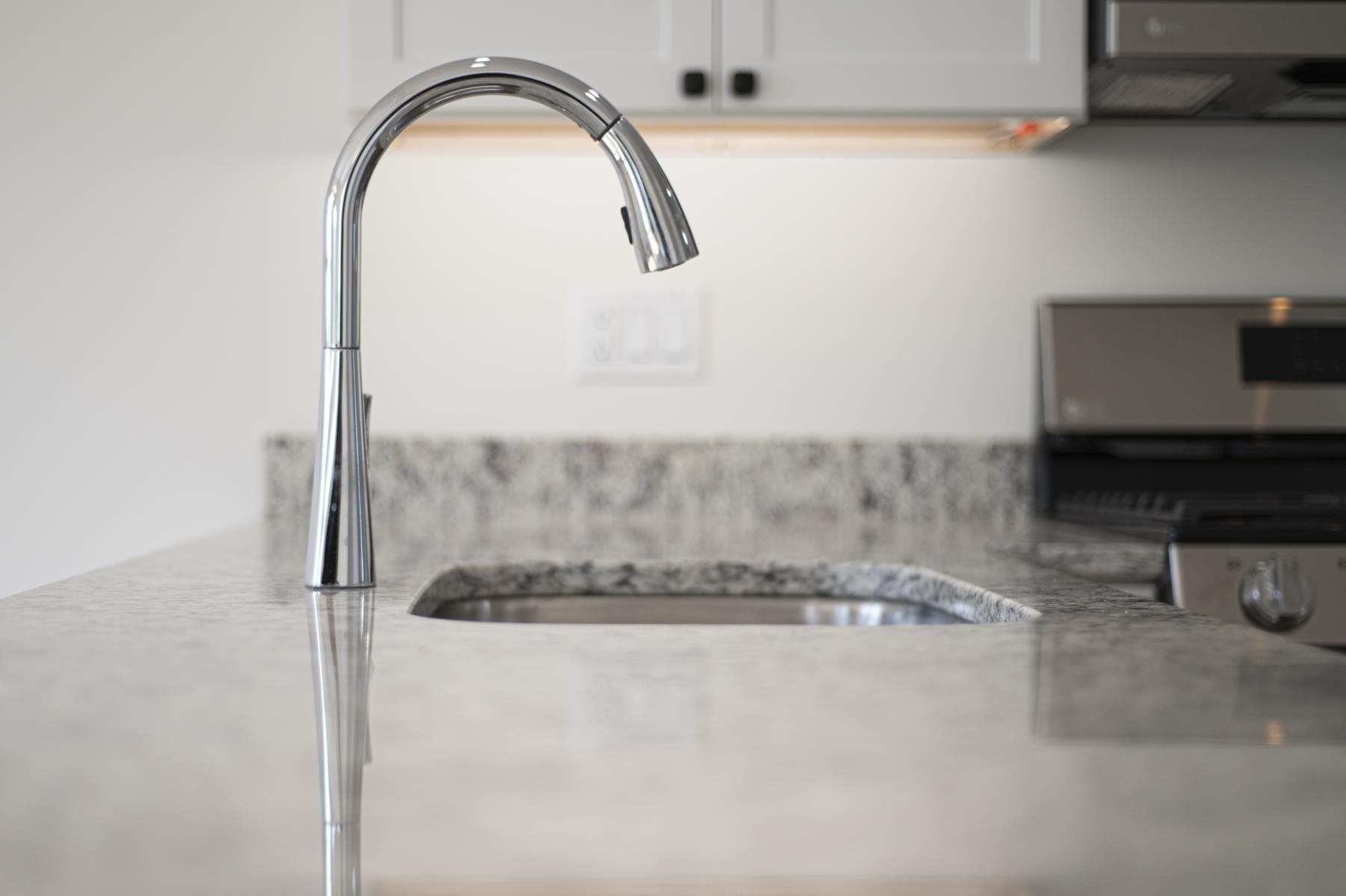 7 Autumn Lane Raymond, NH 03077 - Photo 5 of 28