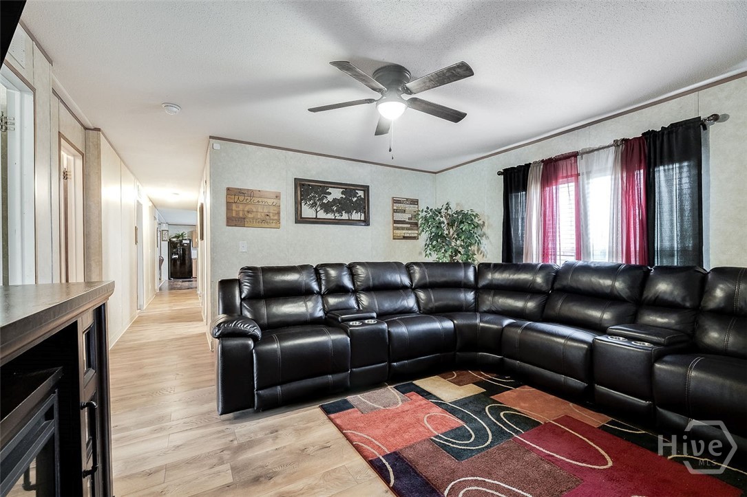 640 West 3rd Street Springfield, GA 31329 - Photo 15 of 39