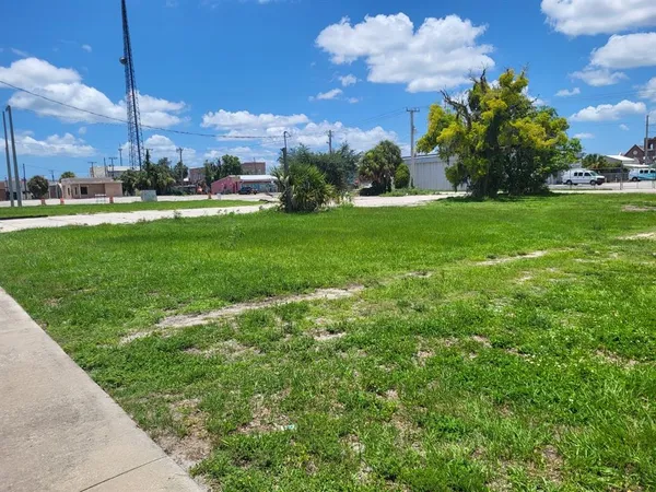 $200,000 | 117 North Brevard Avenue, Arcadia, FL 34266