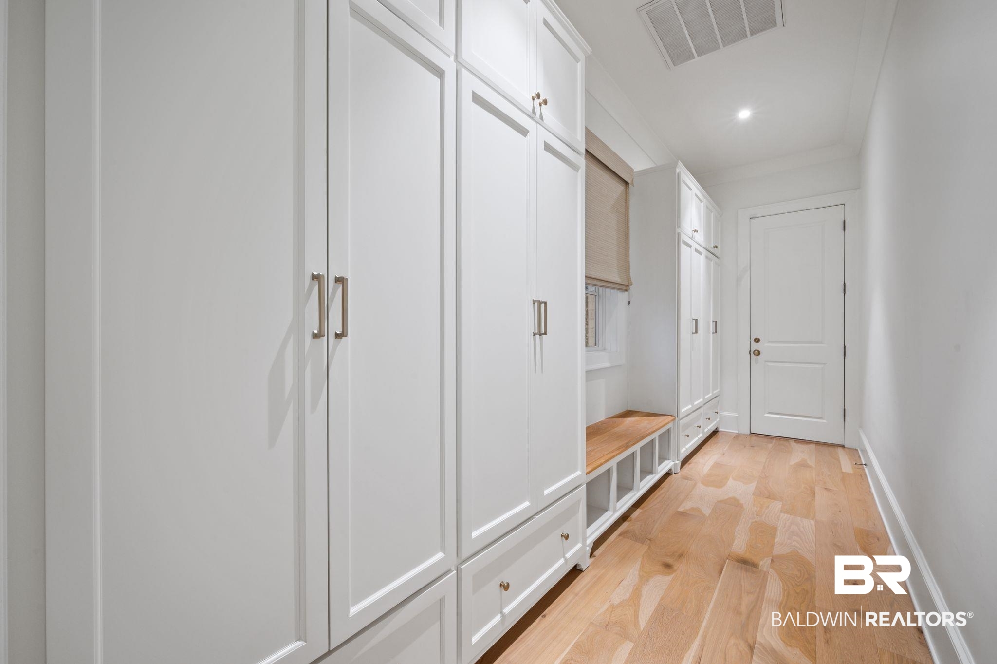 156 McGregor Avenue Mobile, AL 36608 - Photo 21 of 31 Garage Entrance Hall
