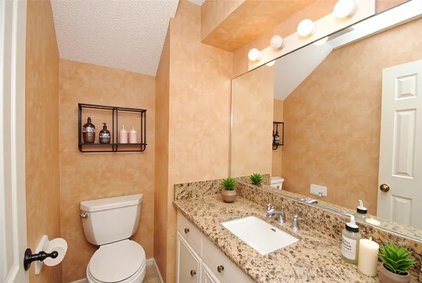 $307,500 | 1814 Wagon Gap Trail, Houston, TX 77090