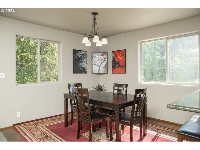 $375,000 | 1285 North Frontage Road, Wolf Creek, OR 97497