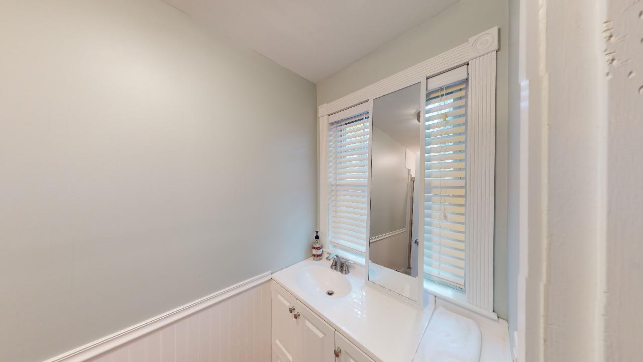 80 West Broadway Bangor, ME 04401 - Photo 20 of 59 Home-For-Sale-80-W-Broadway-Bangor-ME-04