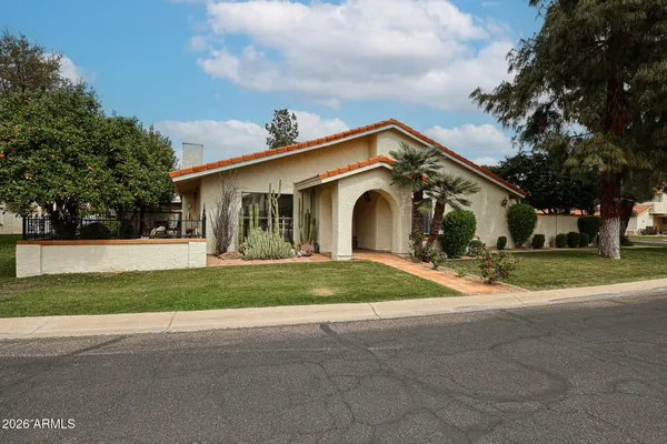 a view of house and outdoor space