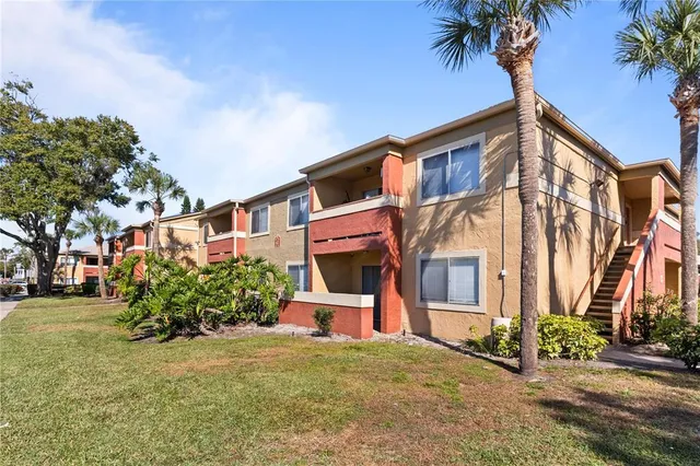 $199,000 | 612 Kenwick Circle, Unit 103, Casselberry, FL 32707
