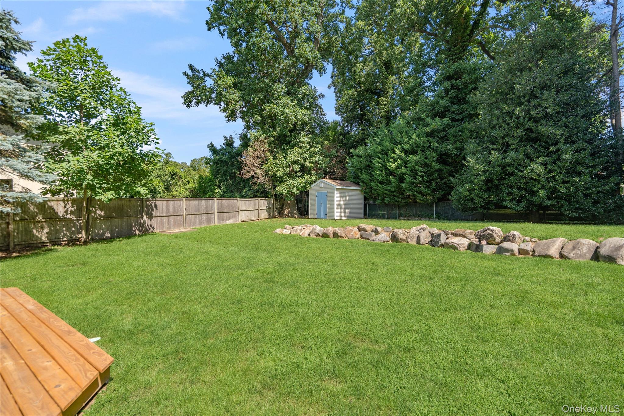 16 Westview Road Northport, NY 11768 - Photo 34 of 47 Gallery Image 34