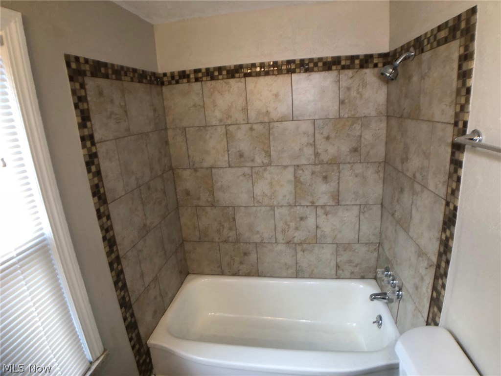 4003 Northampton Road Cleveland Heights, OH 44121 - Photo 25 of 33