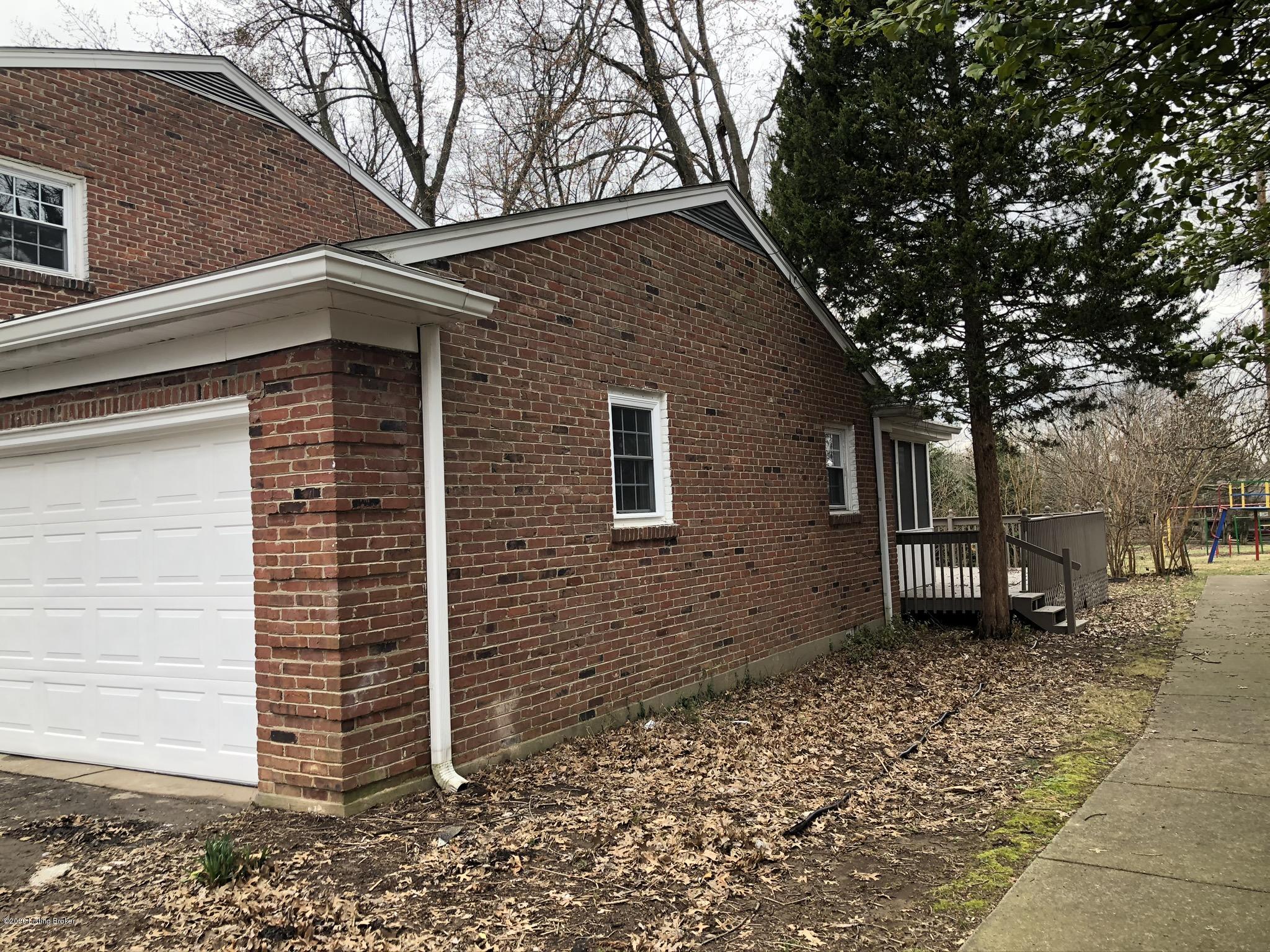 124 Blue Ridge Road Louisville, KY 40223 - Photo 35 of 37 IMG_1446