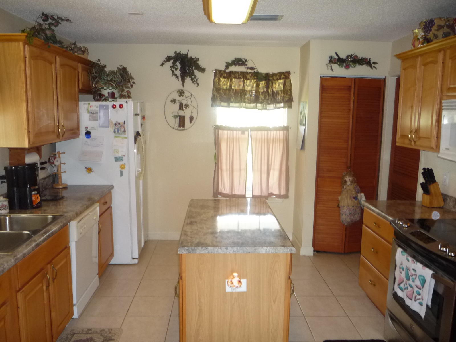 8676 Bay River Road Navarre, FL 32566 - Photo 8 of 22 Gallery Image 8