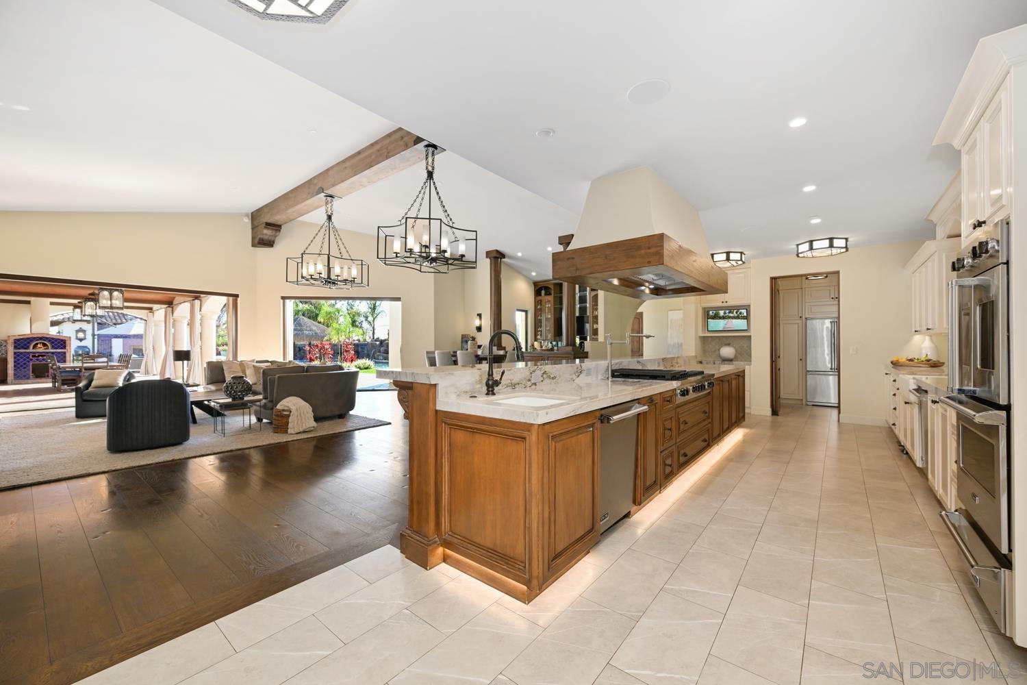 7029 Las Colinas Rancho Santa Fe, CA 92067 - Photo 13 of 49