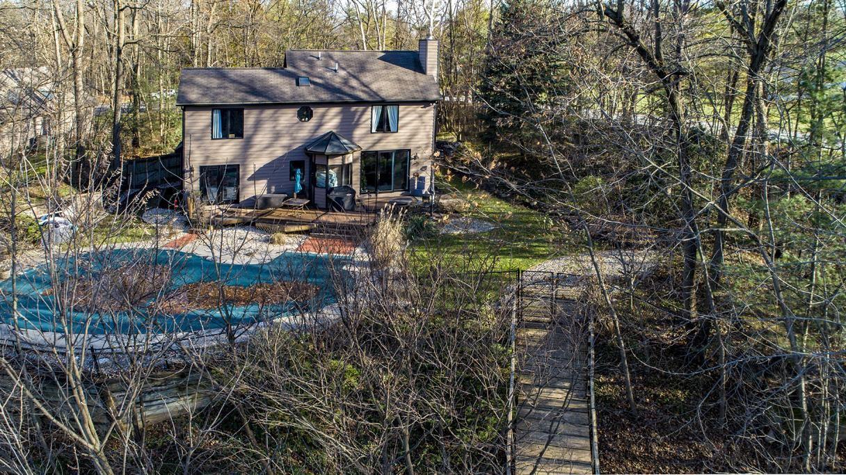 3913 Bridgetown Road Bristol, IN 46507 - Photo 3 of 36 Gallery Image 3