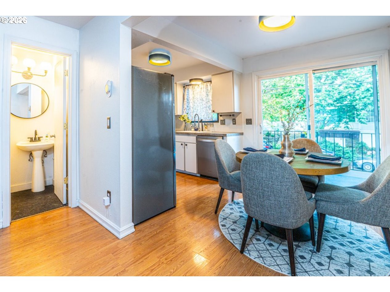 1827 Northeast Multnomah Street Portland, OR 97232 - Photo 9 of 25