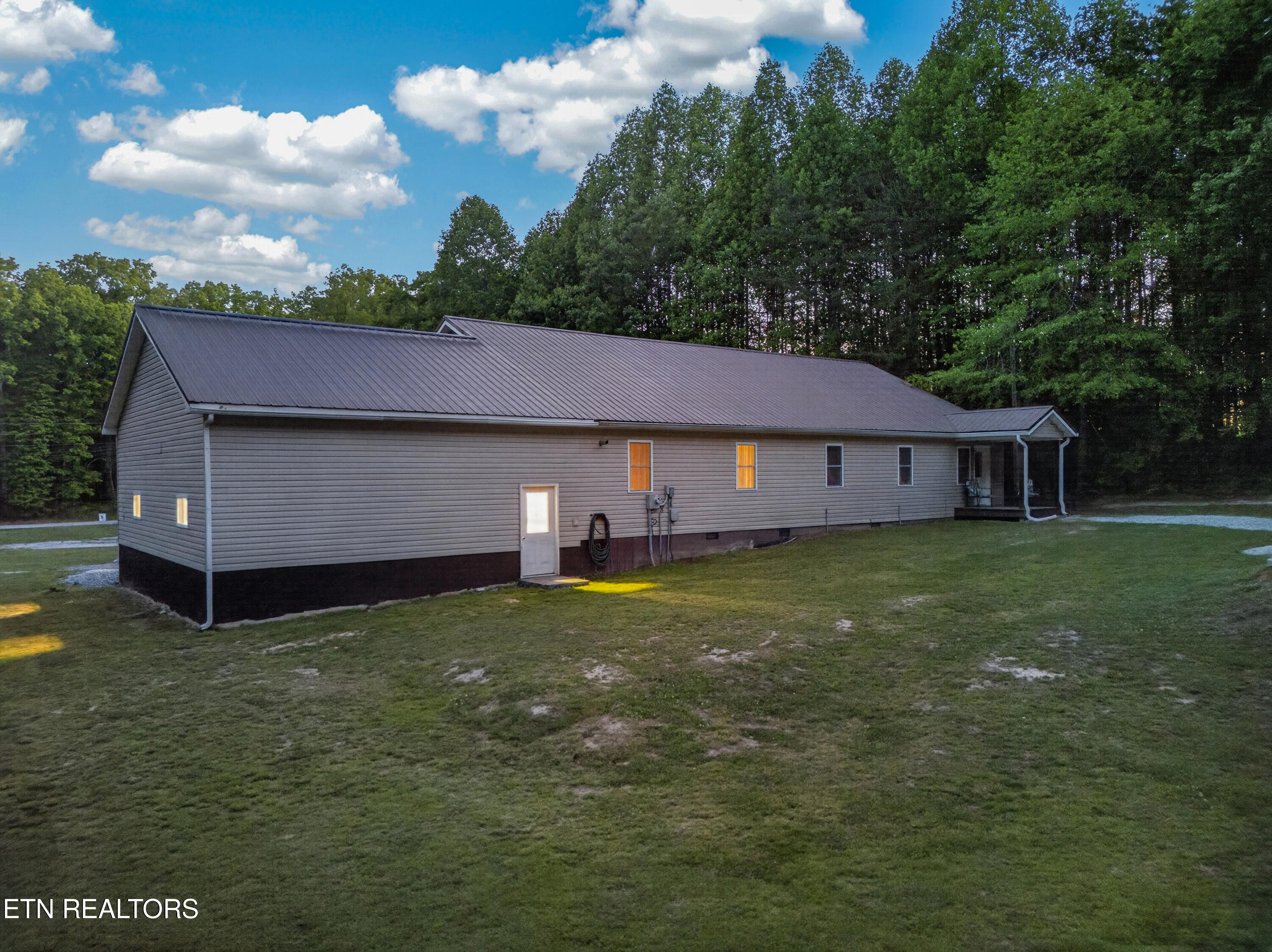 2723 Rugby Pike Jamestown, TN 38556 - Photo 30 of 41 DJI_20260509210152_0143_D