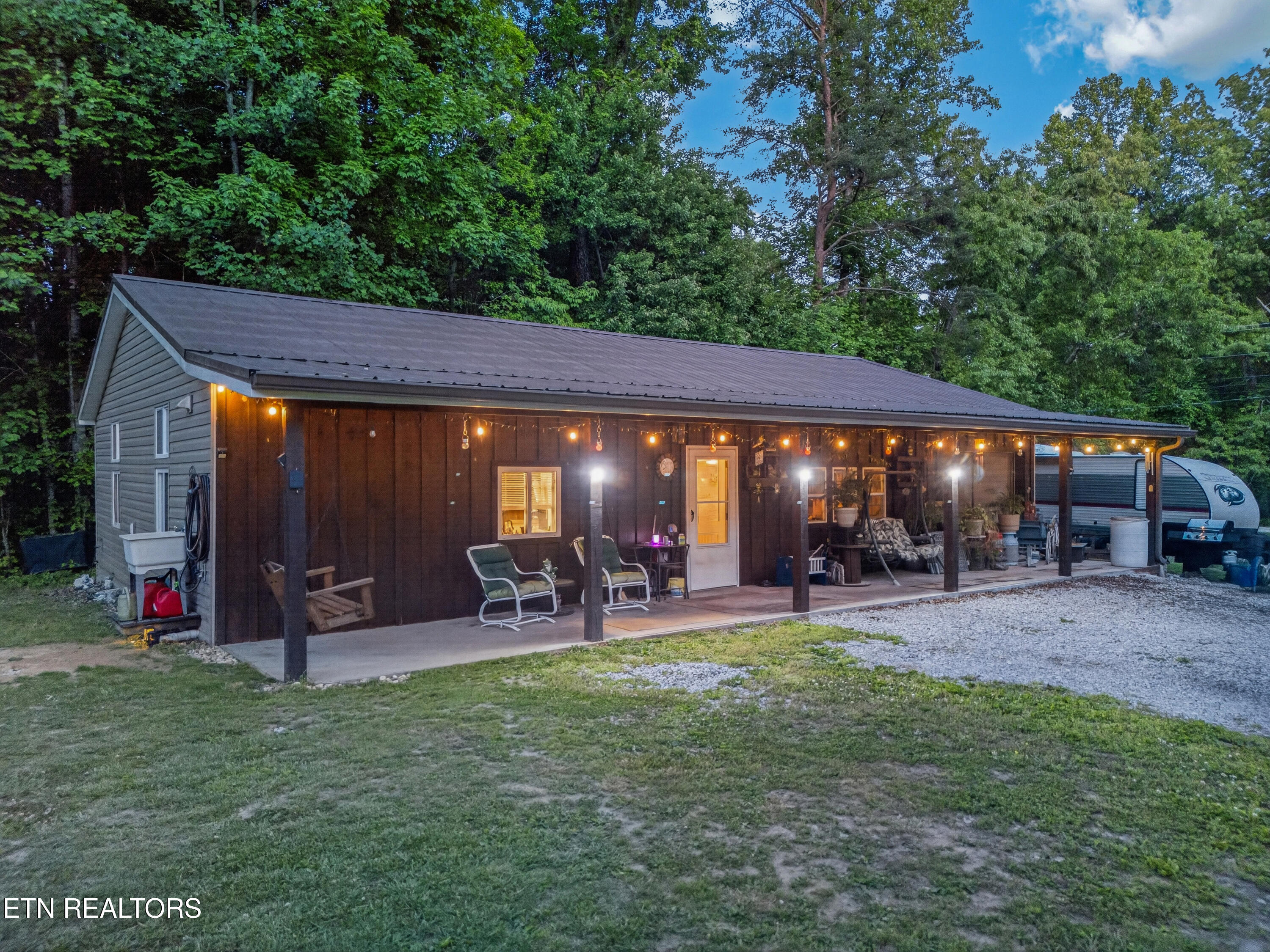 2723 Rugby Pike Jamestown, TN 38556 - Photo 32 of 41 DJI_20260509210332_0168_D