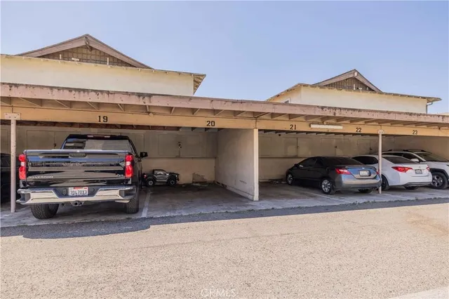 $486,000 | 1602 North King Street, Unit E1, Santa Ana, CA 92706