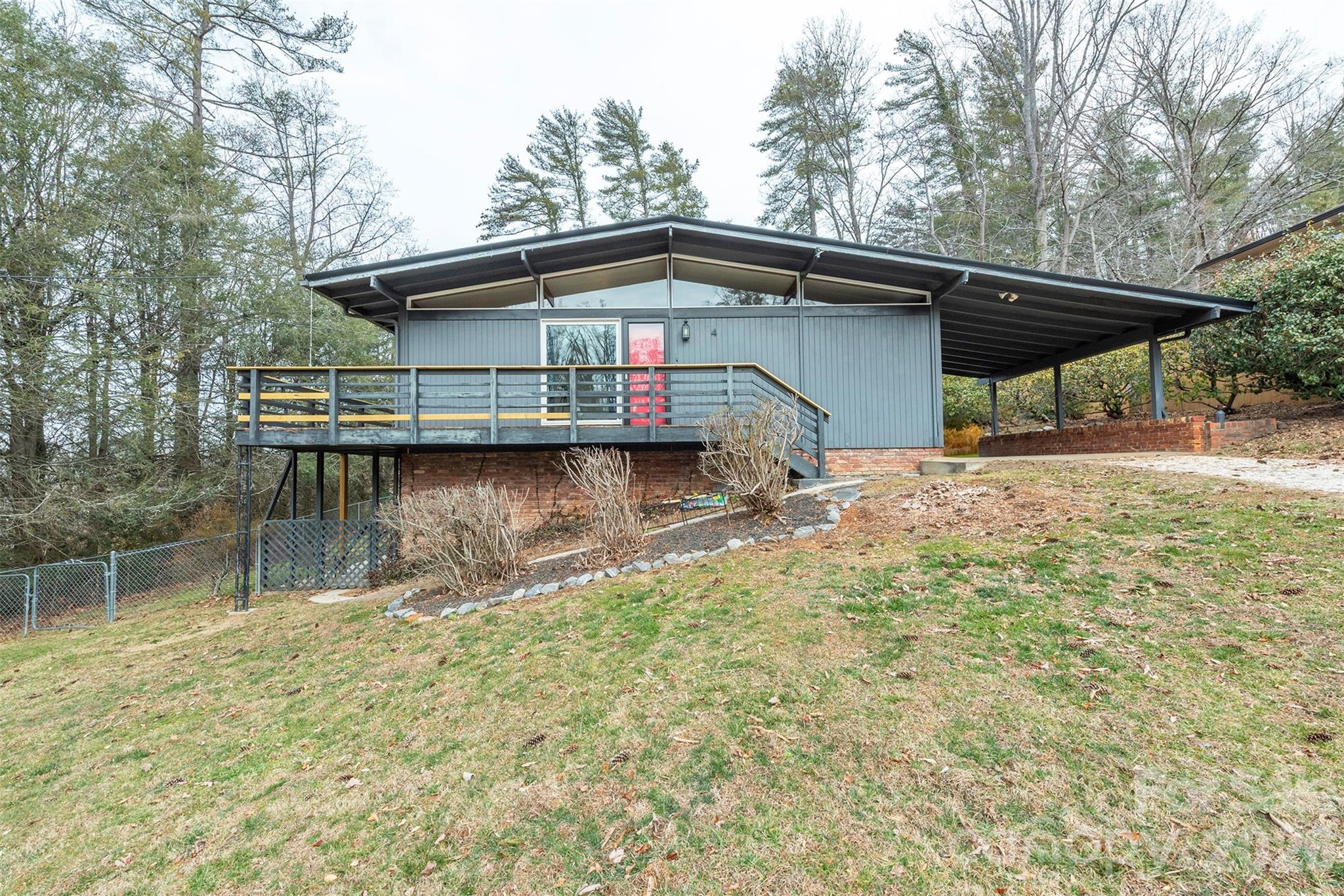 4 Stockwood Road Asheville, NC 28803 - Photo 2 of 41