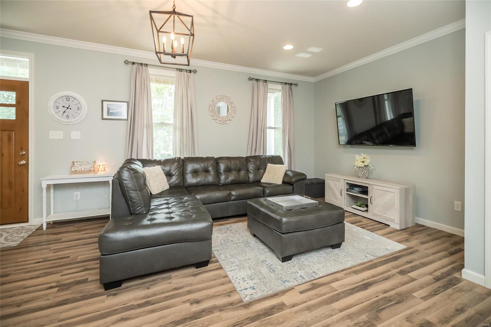 5032 Arpent Street St. Charles, MO 63301 - Photo 13 of 62