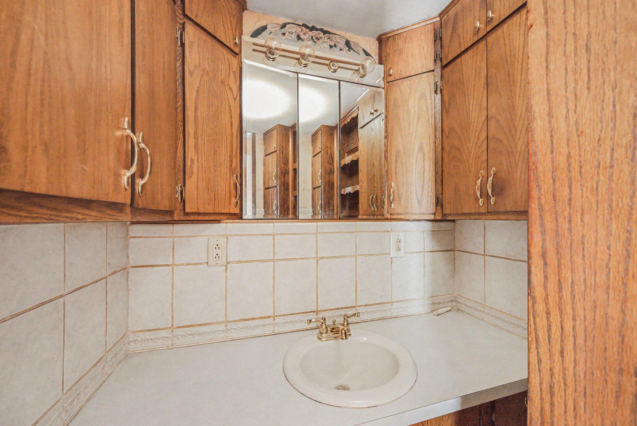 401 2nd Street East Wanamingo, MN 55983 - Photo 12 of 28