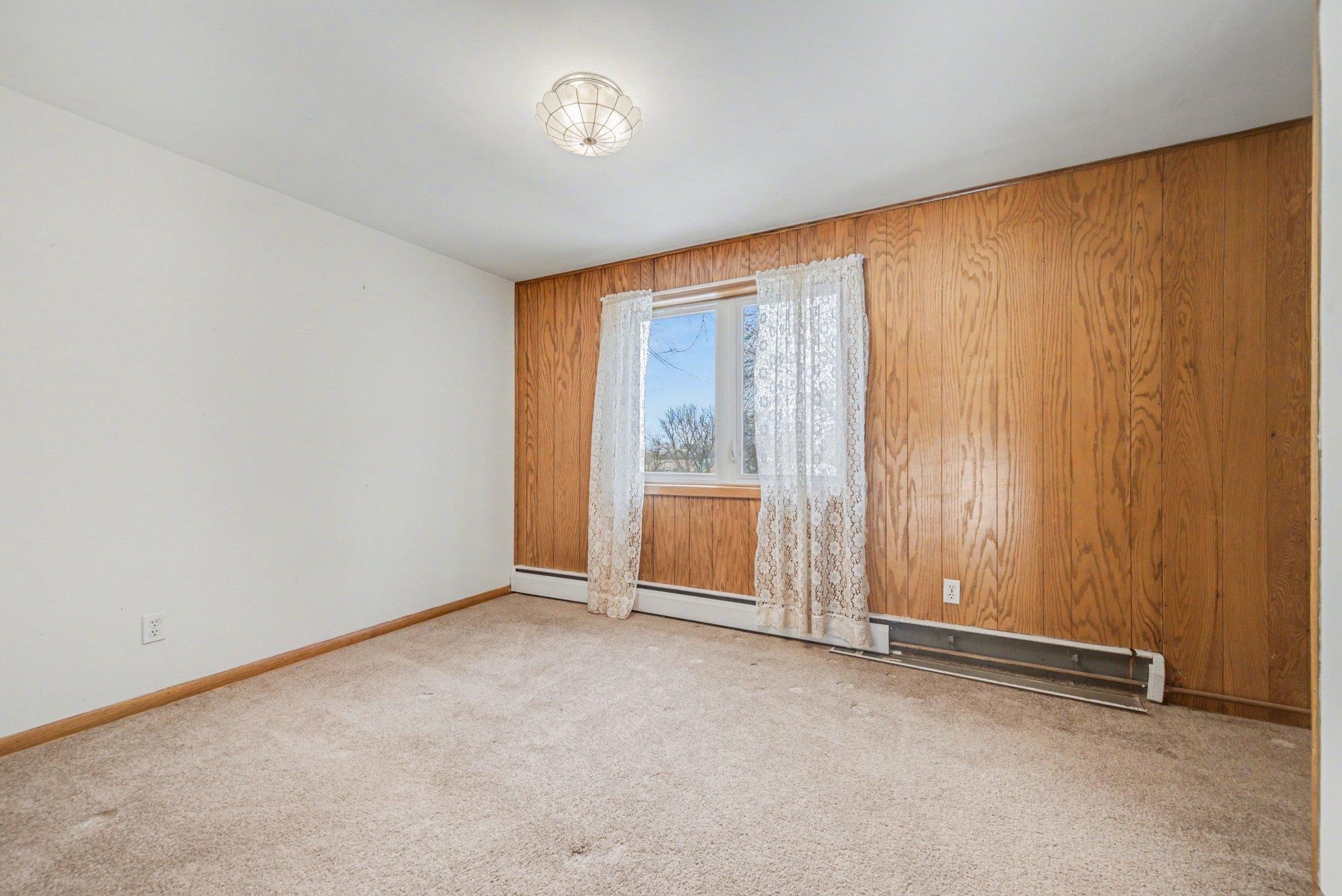 401 2nd Street East Wanamingo, MN 55983 - Photo 19 of 28