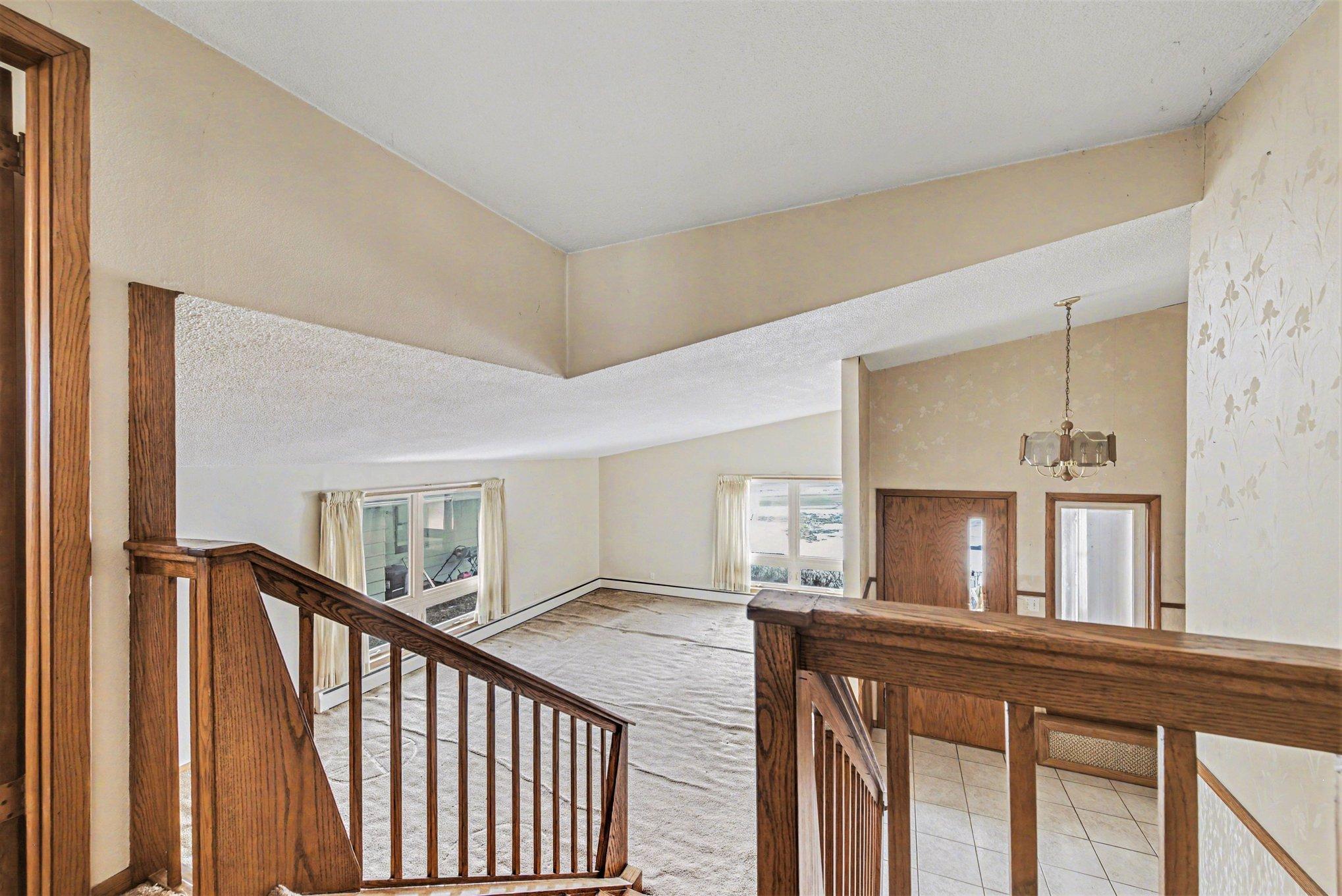 401 2nd Street East Wanamingo, MN 55983 - Photo 3 of 28