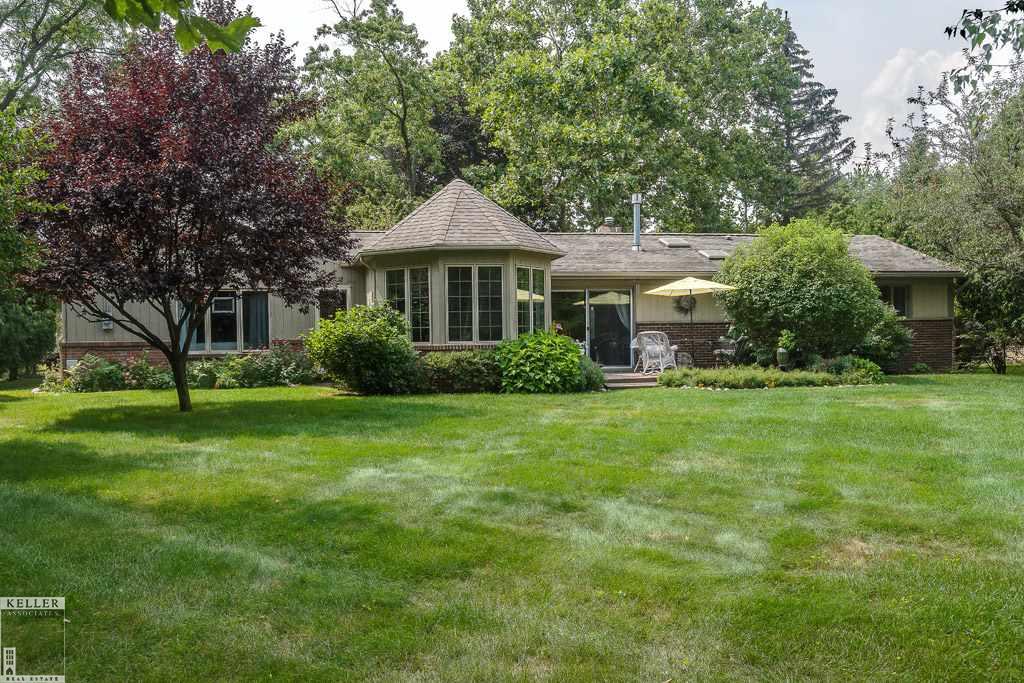 367 Old Perch Road Rochester Hills, MI 48309 - Photo 2 of 42
