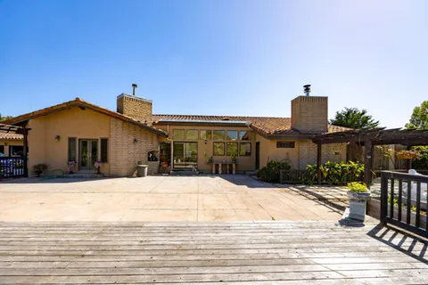 $3,175,000 | 1851 Tunitas Creek Road, Half Moon Bay, CA 94019