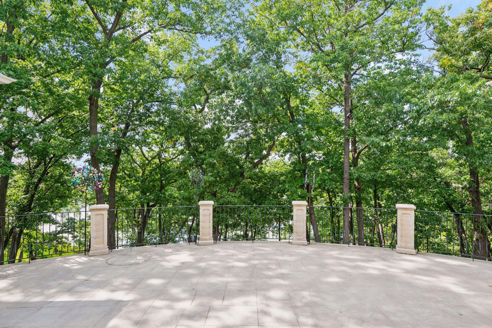 6314 McIntyre Point Edina, MN 55439 - Photo 13 of 77