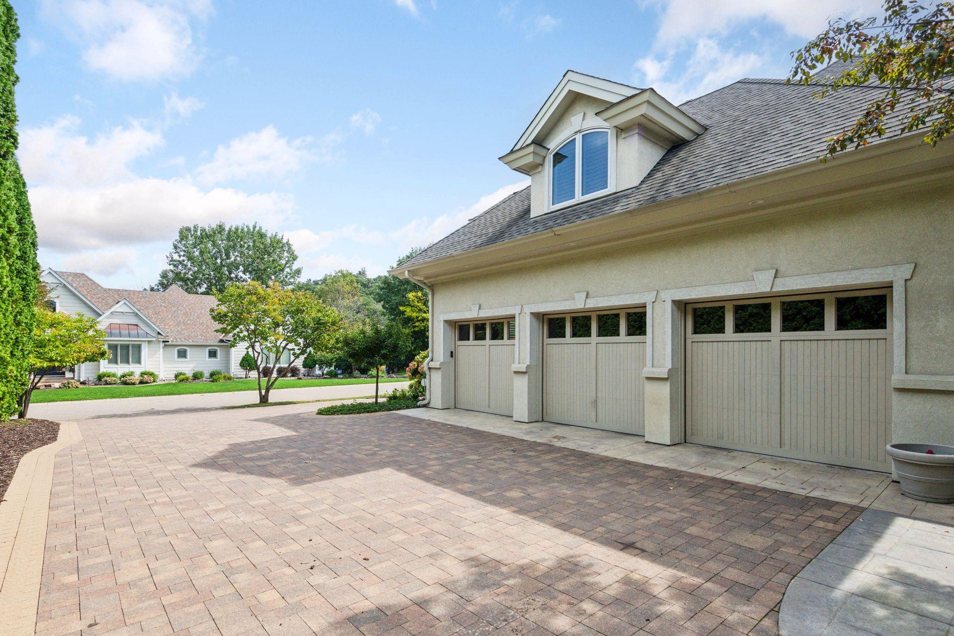 6314 McIntyre Point Edina, MN 55439 - Photo 8 of 77