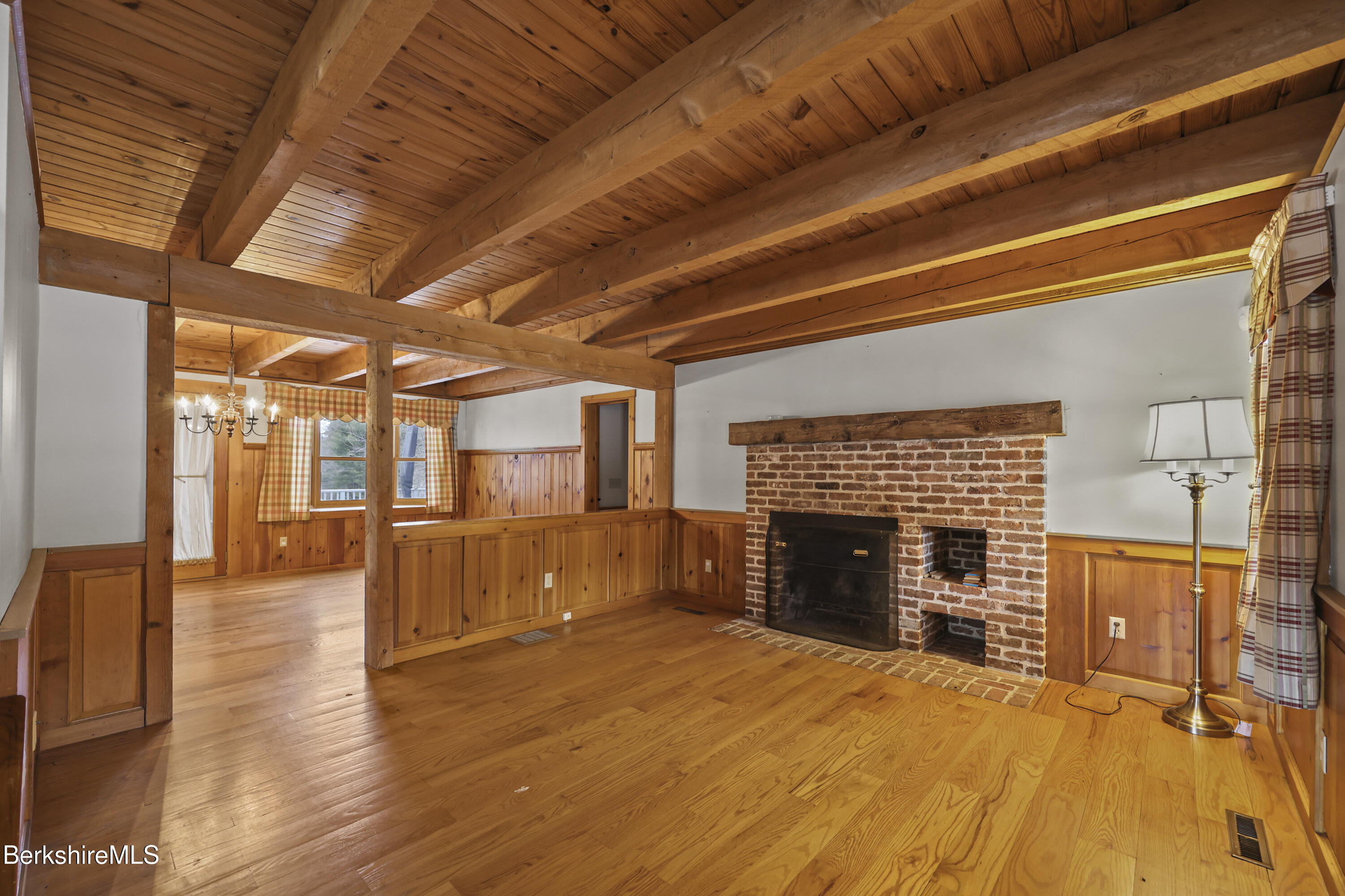 135 East Street Lee, MA 01238 - Photo 19 of 49 135 East Street Empty 10 Den