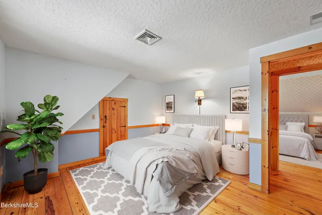 $859,900 | 135 East Street, Lee, MA 01238