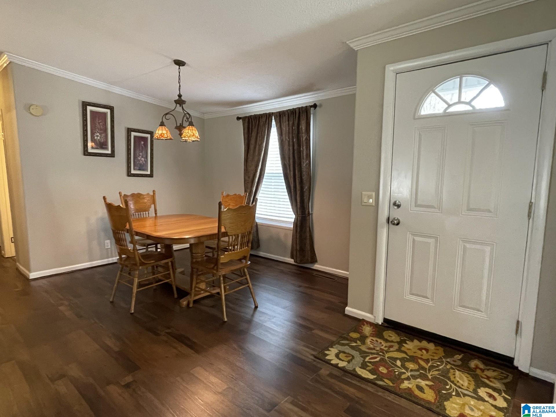 520 Pineview Street Sumiton, AL 35148 - Photo 3 of 34