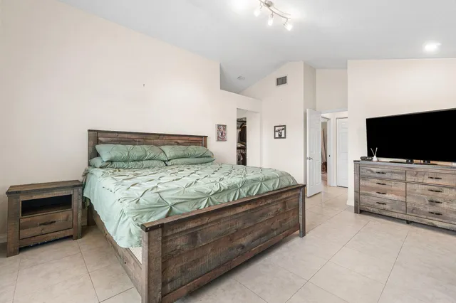 $285,000 | 6932 Bitterbush Place, Boynton Beach, FL 33472