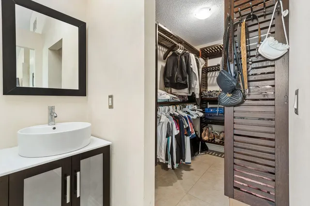 $285,000 | 6932 Bitterbush Place, Boynton Beach, FL 33472